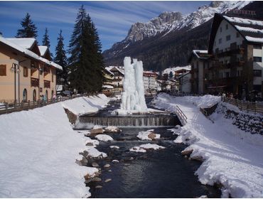 Skidorf Kleine Stadt im Herzen der Dolomiten mit gemütlichem Zentrum-2