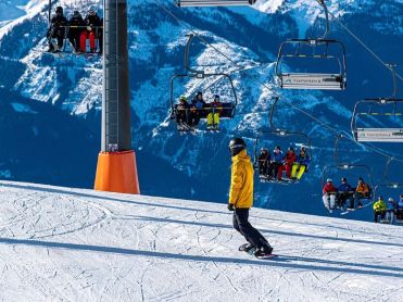 Chalets und Wohnungen für 10 Personen