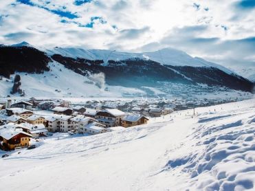 Chalets und Wohnungen für 10 Personen